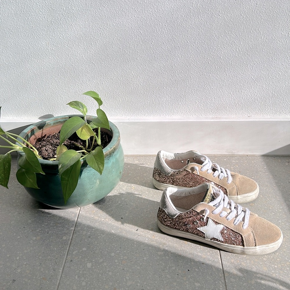 Vintage Havana Beige and Rose Gold Glitter Star Sneakers
